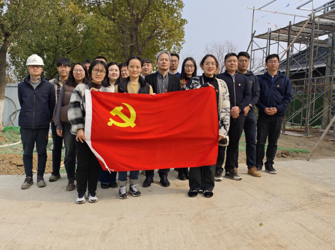 “植樹添綠迎春風(fēng) 美麗家園共創(chuàng)建”新高城發(fā)舉辦植樹節(jié)活動